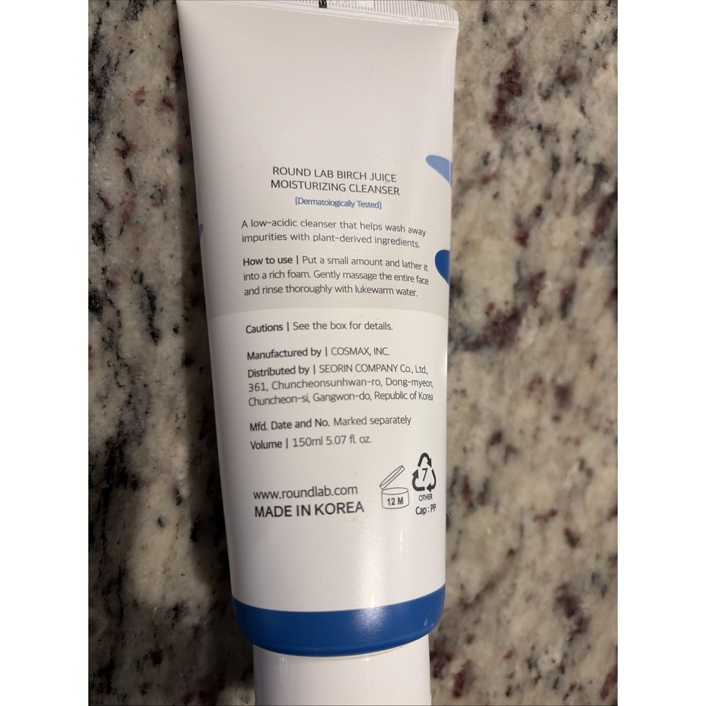 ROUND LAB Birch Moisturizing Facial Wash Foam Gentle Skin Cleanser Korean Beuaty - Picture 4 of 4